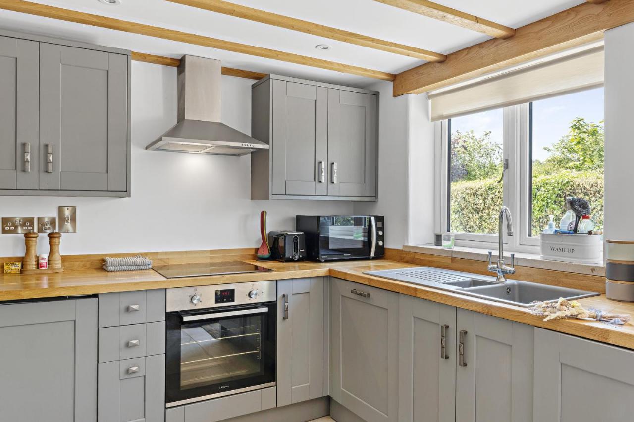 Luxurious Barn Conversion Oakamoor 외부 사진